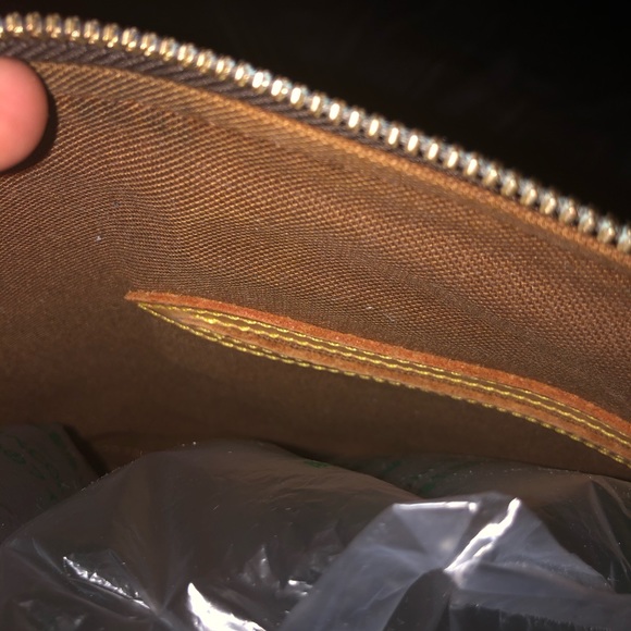 Louis Vuitton 💖ALMA💖 - Picture 8 of 16